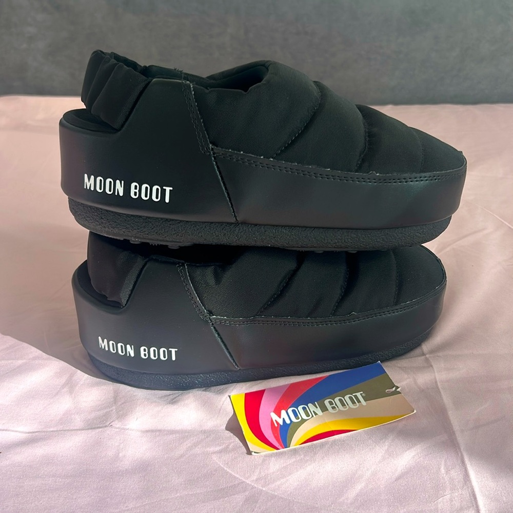 Black Mini Moon Boot Slipper Sandal Band Nylon Brand New US 5/6